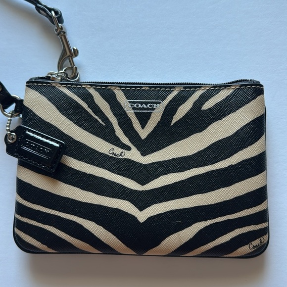 Coach Zebra Pattern Black and Cream Wristlet - Picture 3 of 13